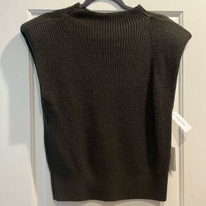 Mock-neck sweater vest